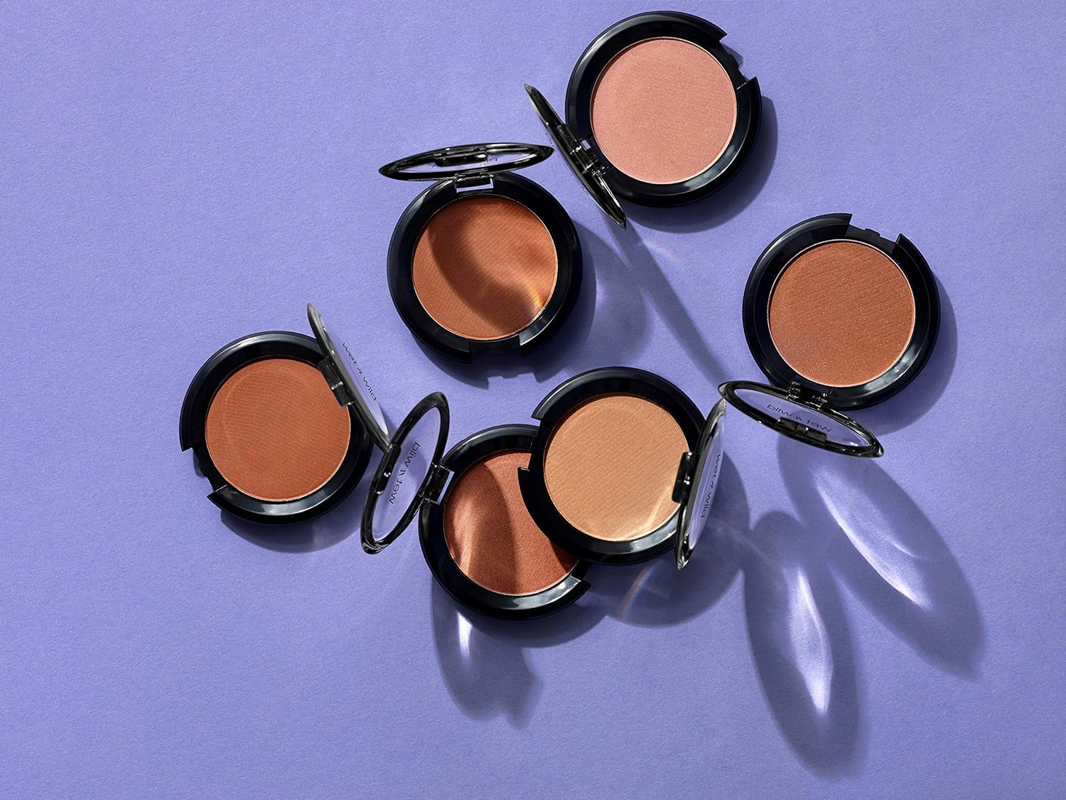 Wet N Wild Color Icon Blush - Adjustable Pressed Powder Blush with Silky Soft Formula for a Radiant Complexion, Vegan, Mellow Wine