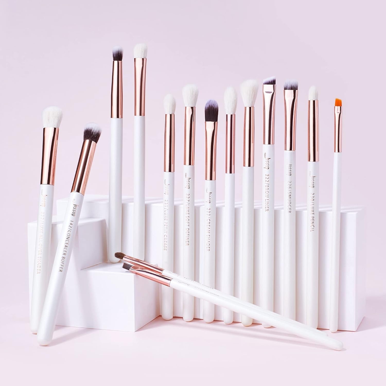 15-Piece Professional Makeup Brush Set with Wood Handles and Natural-Synthetic Hair, Pearl White/Rose Gold Finish, T217