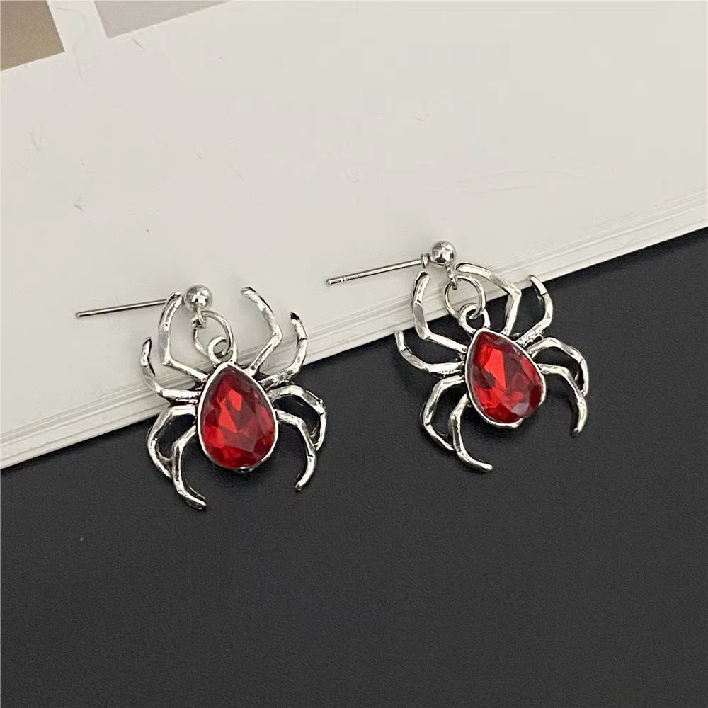 Vintage Gothic Style Stud Earrings for Women Men Black Red Color Spider Fashion Earrings Gift for Party Statement Ear Jewelry