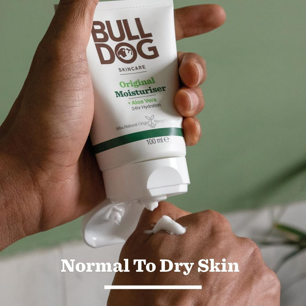 Men's Original Moisturiser for All-Day Hydration with Aloe Vera, Camelina Oil, and Green Tea - 100ml
