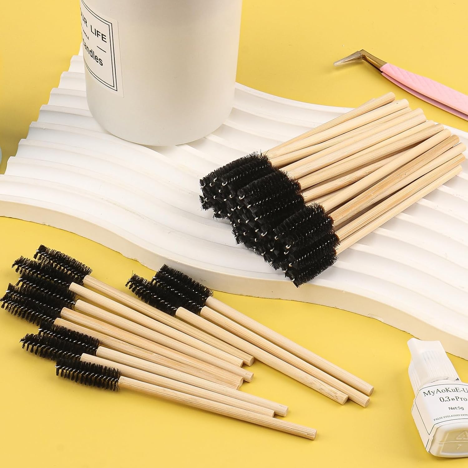 Disposable Mascara Wands and Eyelash Extension Brushes - Bulk Set of 150 (Bamboo Black)