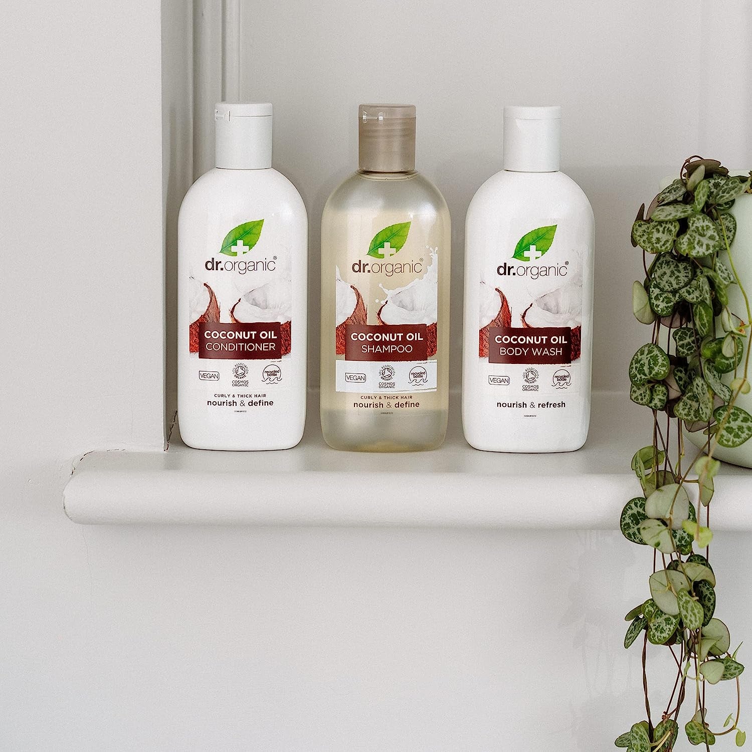 Dr Organic Coconut Oil Conditioner for Normal and Dry Hair, Hydrating Formula, Unisex, Natural, Vegan, Cruelty-Free, Paraben and SLS-Free, Organic, 265ml, Packaging May Vary