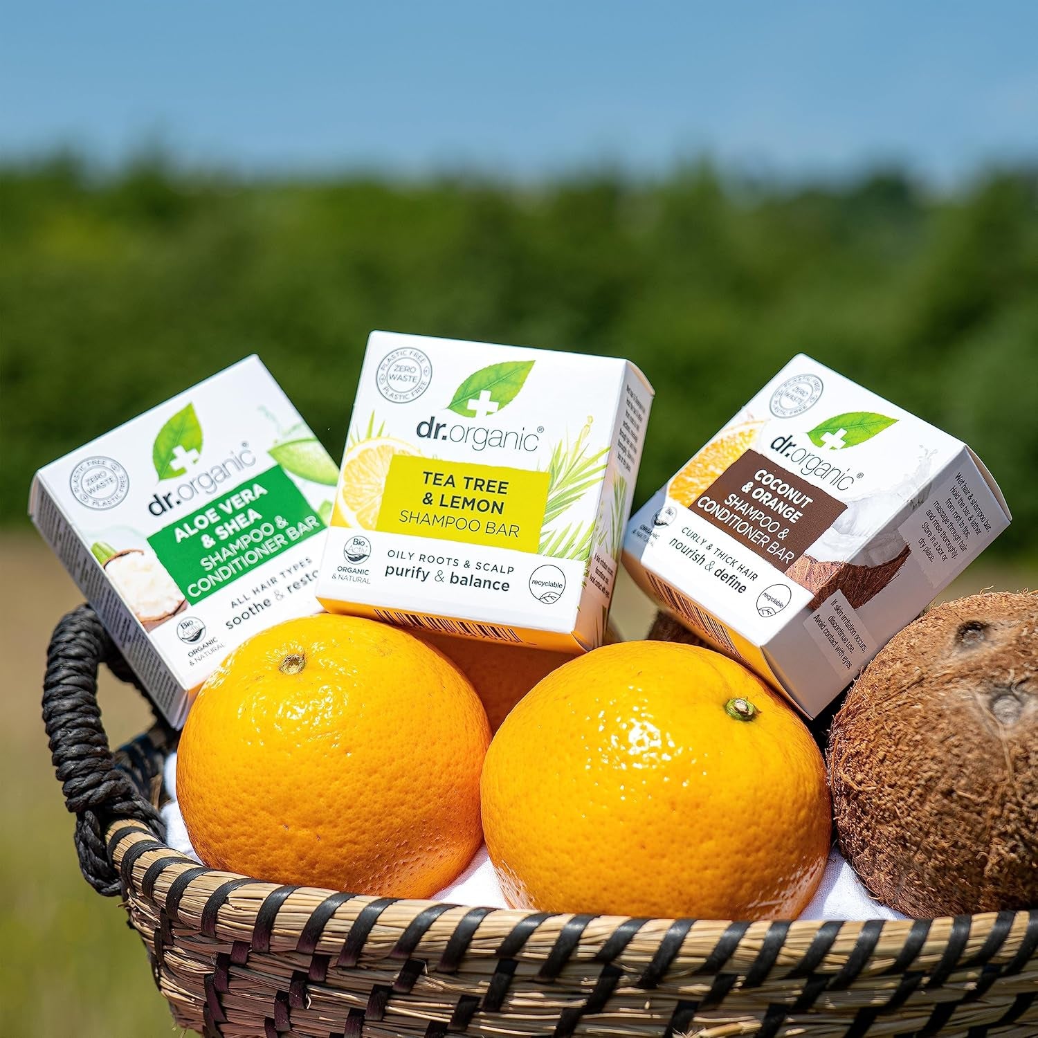Dr Organic Tea Tree & Lemon Shampoo Bar - Purifying Formula for Oily Roots and Scalps, Plastic-Free, Natural, Vegan, Cruelty-Free, Paraben and SLS-Free, Organic, 75g