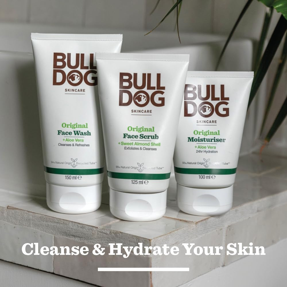 Men's Original Moisturiser for All-Day Hydration with Aloe Vera, Camelina Oil, and Green Tea - 100ml