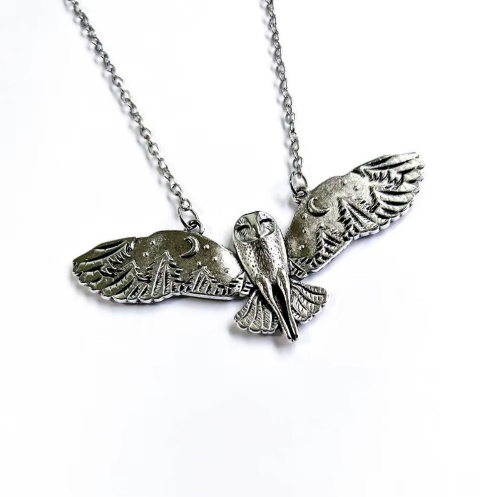 New Retro Men'S and Women'S Necklace Creative Owl Pendant Wings Flying Holiday Jewelry Holiday Gifts